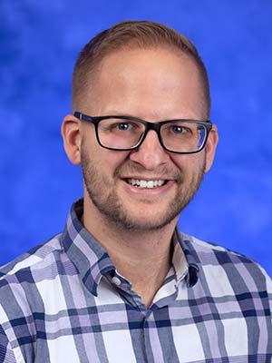 Matthew Schwarzentraub, professional head and shoulders photograph.